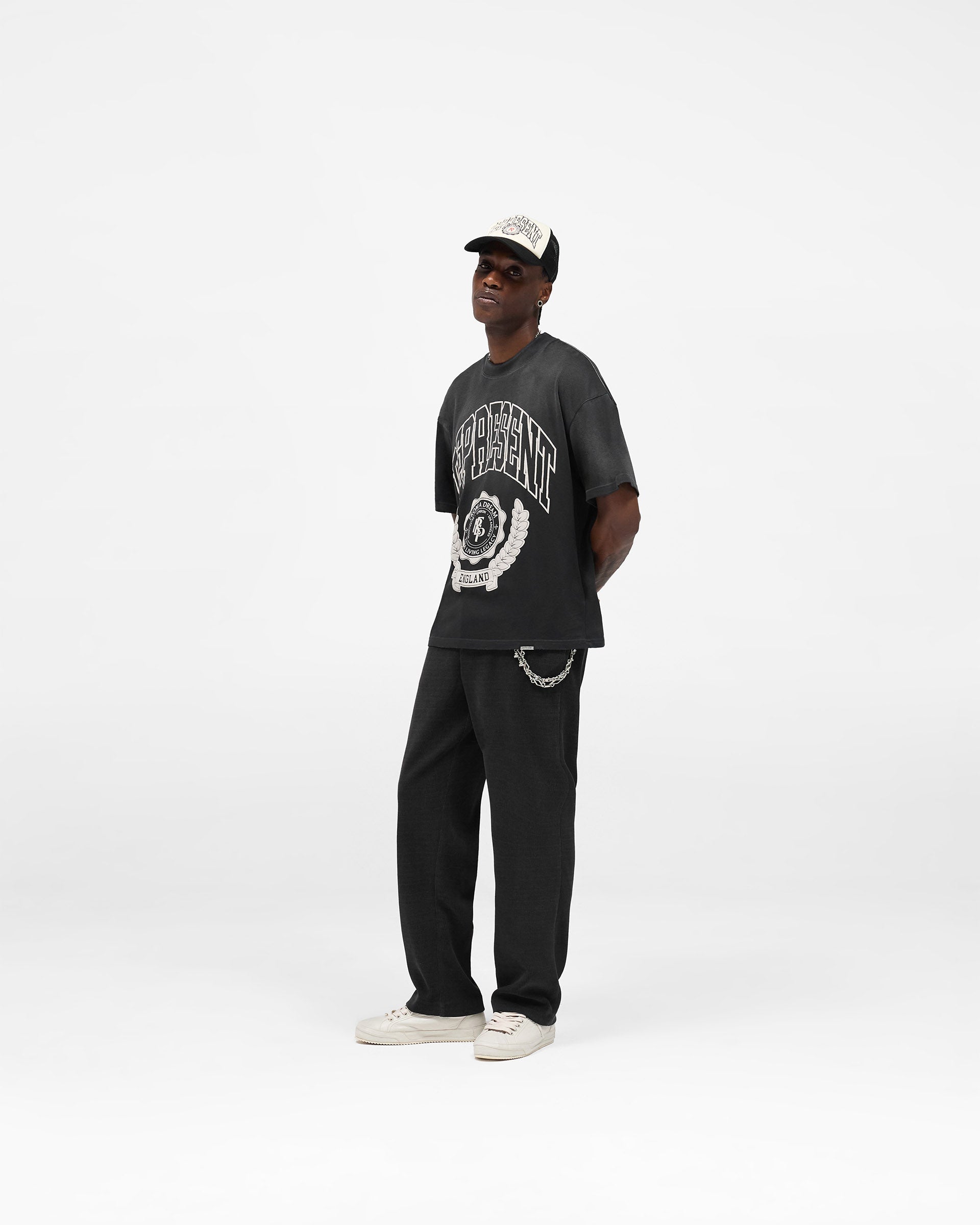 Legacy Crest T-Shirt - Stained Black