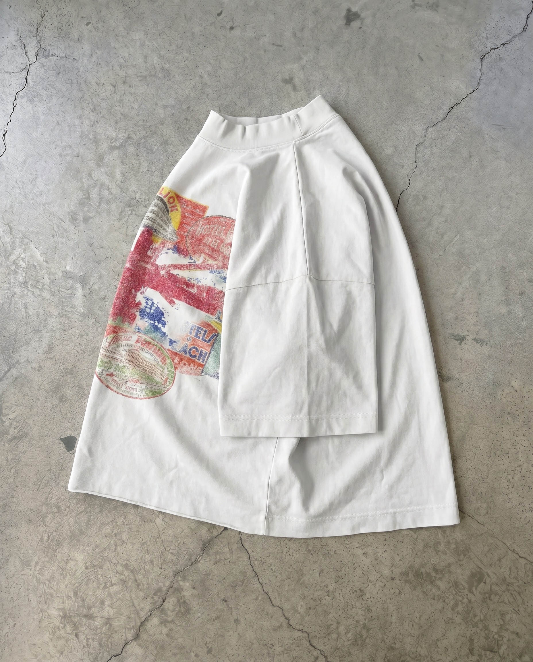 'STAMPS' GRAPHIC TEE